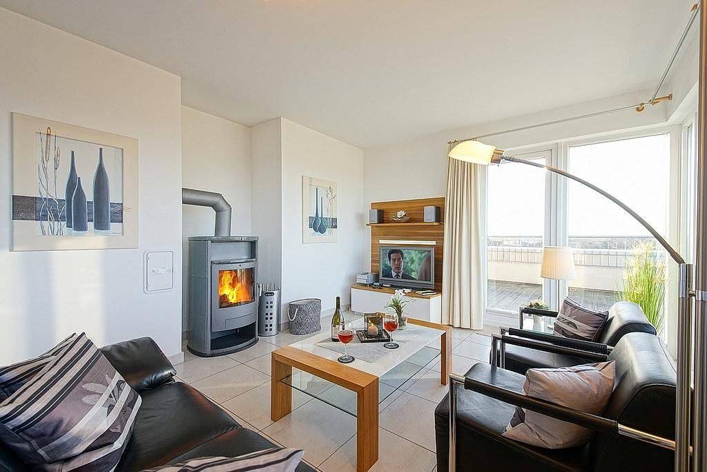 Exklusives Penthouse mit großer Dachterrasse, Meerblick, Sauna, Hot-Tub & Kamin! — Bild 2