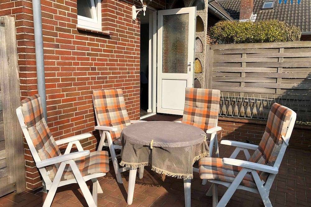 Gemütliche komplett neu renovierte Ferienwohnung mit großer Terrasse und eigenem — Bild 2