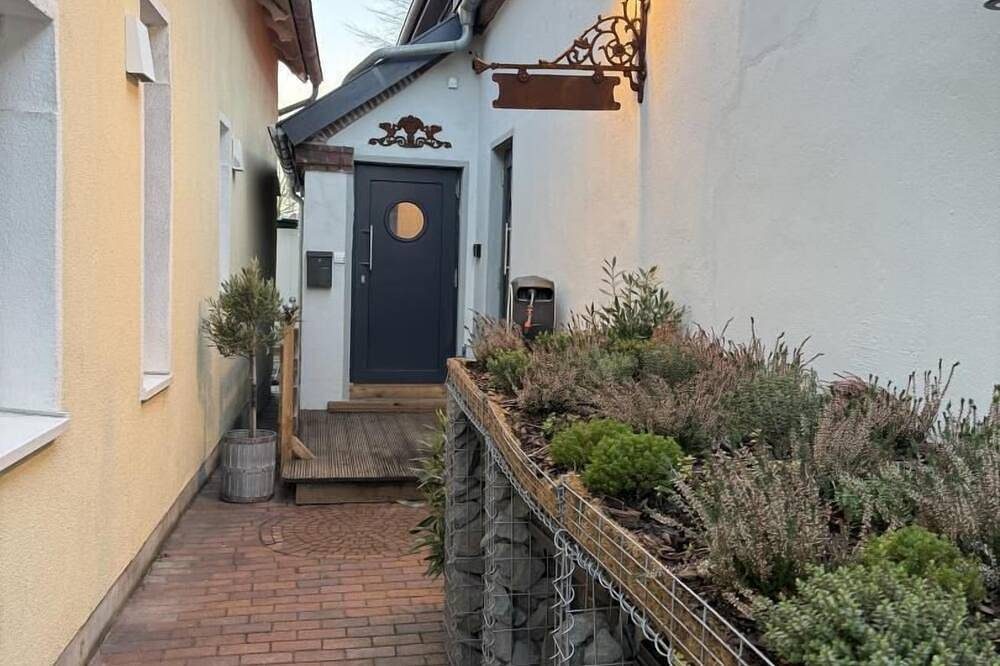 Tolle Wohnung mit Blick auf den Störtebeker Turm — Bild 5