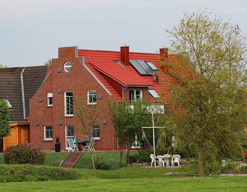 Schöne Ferienwohnung in traumhafter Lage am Wasser — Bild 3