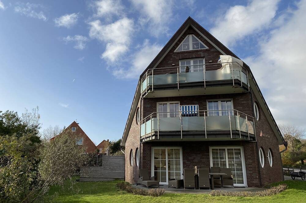 Luxus über 2 Etagen mit Kamin und direktem Zugang zum Sauna- u. Fitnessbereich — Bild 3