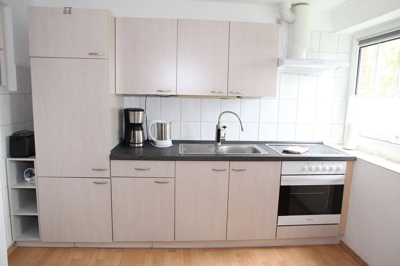 Schöne 76qm Og-Ferienwohnung für 4 Personen + Hunde an der Uttumer Mühle — Bild 5