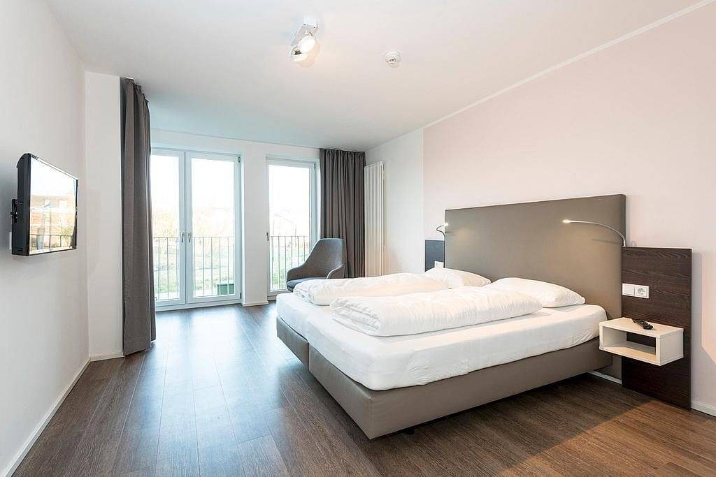 Schickes Ferienapartment in Strandnähe mit geschützter Loggia und Sauna im Haus! — Bild 5