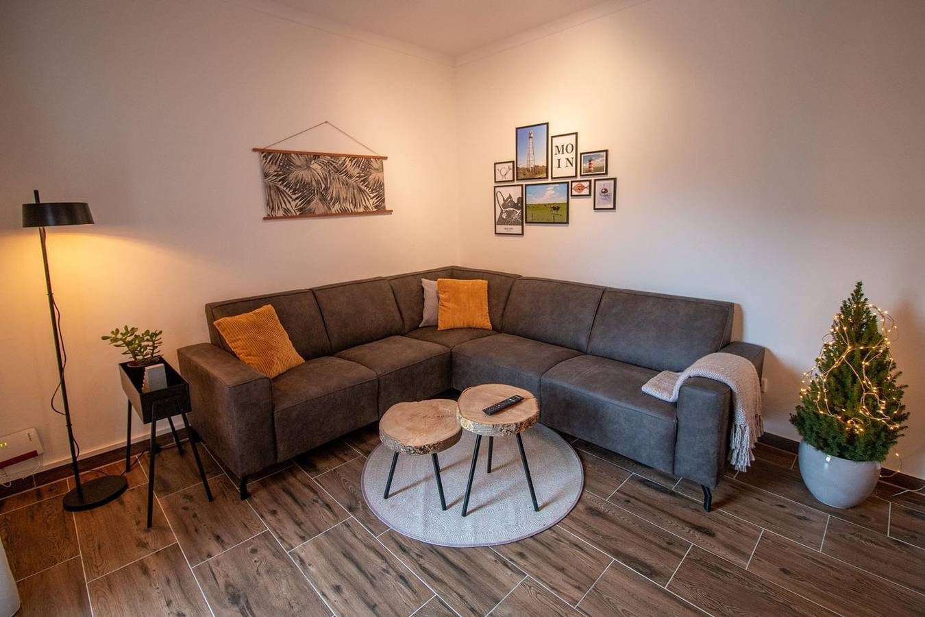 Moderne Wohnunge im Zentrum von Greetsiel mit überdachter Terrasse