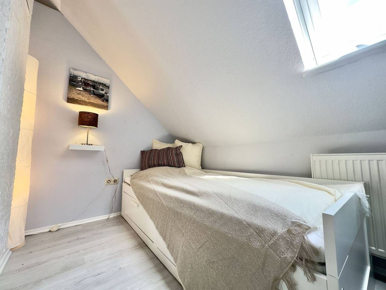 2Zkb, 60qm, eigenes Bad, bis zu 3 Erw. + 1 Kind — Bild 3