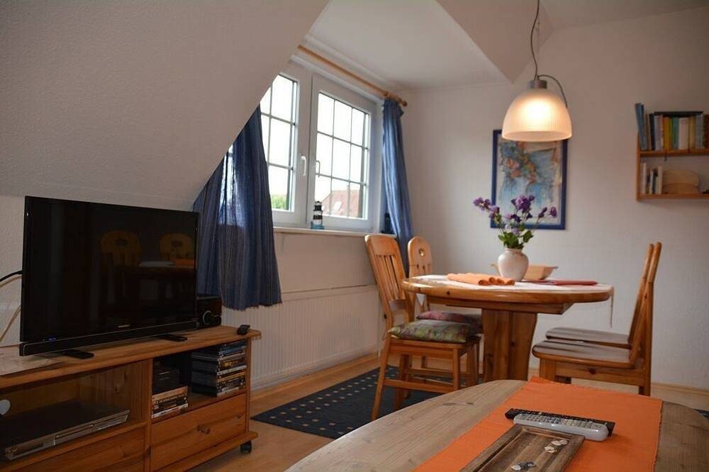 Großzügige 3-Raum-Ferienwohnung nahe des Hafens & Weststrand
