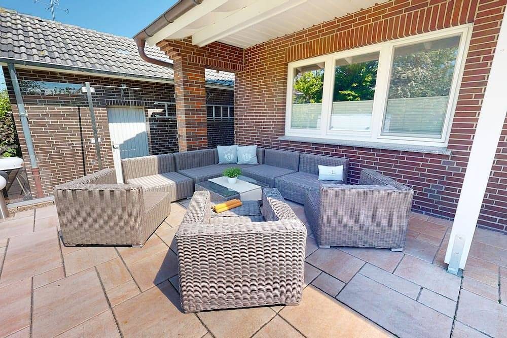 Gemütliches Deluxe-Ferienhaus mit Terrasse, Garten, Pkw-Stellplatz und Sauna — Bild 2