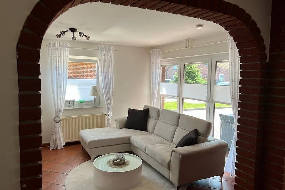 Apartment Antje in Greetsiel modern equipment and terrace