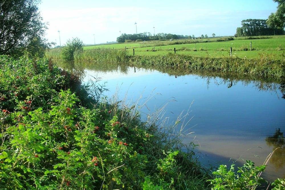 Schöne feine Wohnung mit Garten, Wiese, Blick auf Wasser und Land — Bild 3