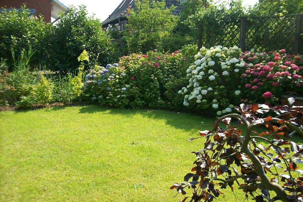 Modernes, Luxusferienhaus mit großem Garten und Terrasse in Strandnähe. — Bild 5