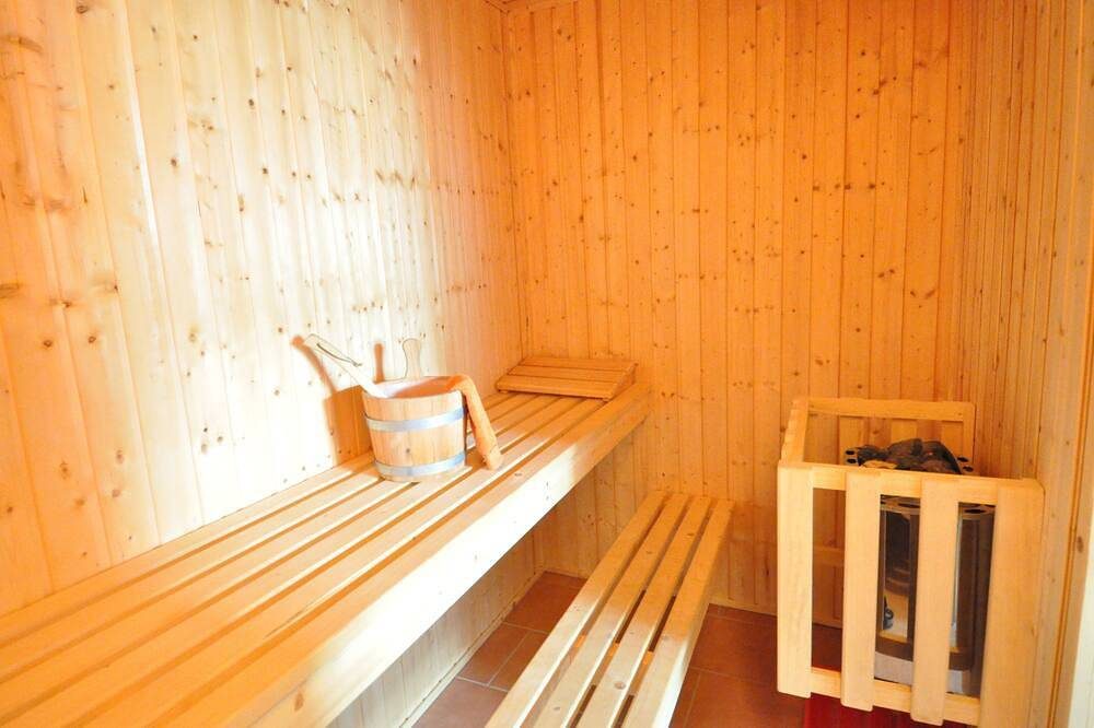 Großzügiges  Ferienhaus Mit Sauna, Whirlpool,Kamin,Fussbodenheizung — Bild 4