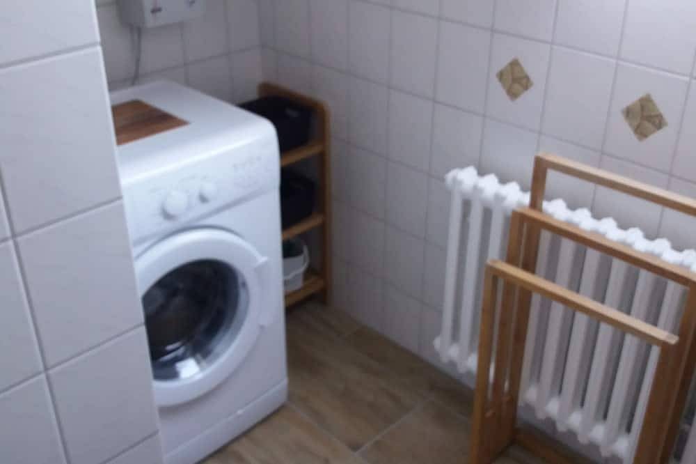 Ferienwohnung direkt am Deich,  zentrale ruhige Lage, modern,  Internet incl. — Bild 4