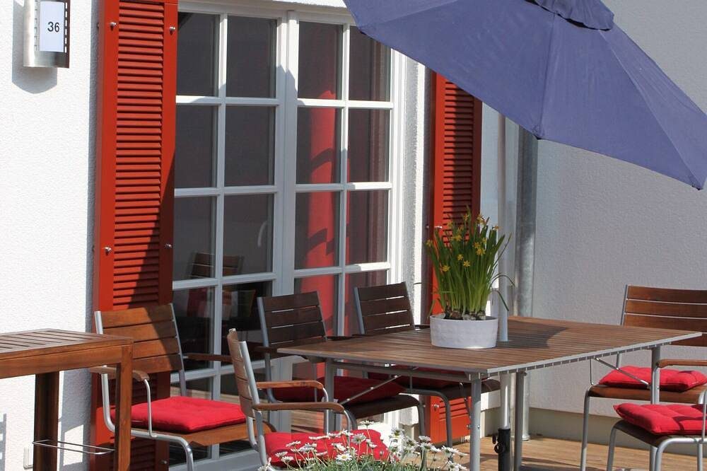 Ferienhaus mitten im Herzen von Greetsiel mit Sauna, Kamin und Garten — Bild 3