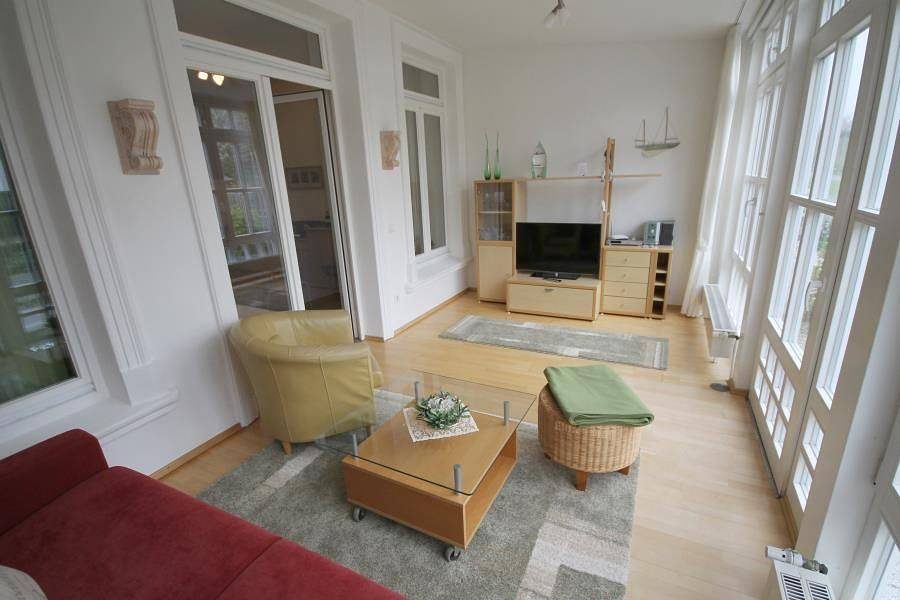 Großzügige 2-Raum-Ferienwohnung in zentraler Lage — Bild 4