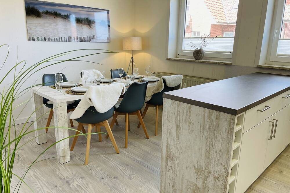 Düne 77Moderne Ferienwohnung in Westdorf in Toplage — Bild 2