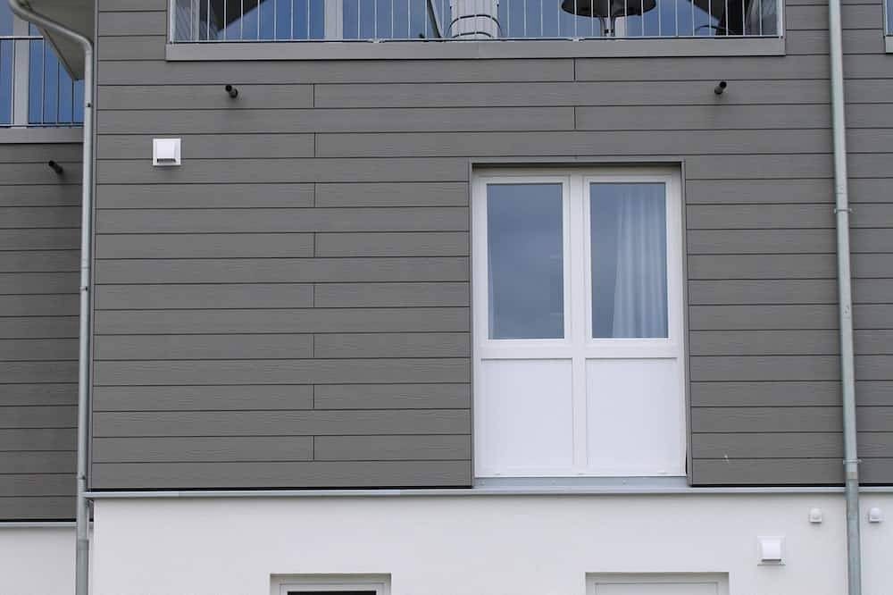 Modernes Ferienhaus, Sauna, Süd-Terrasse, Loggia mit Meerblick, Haustiere
