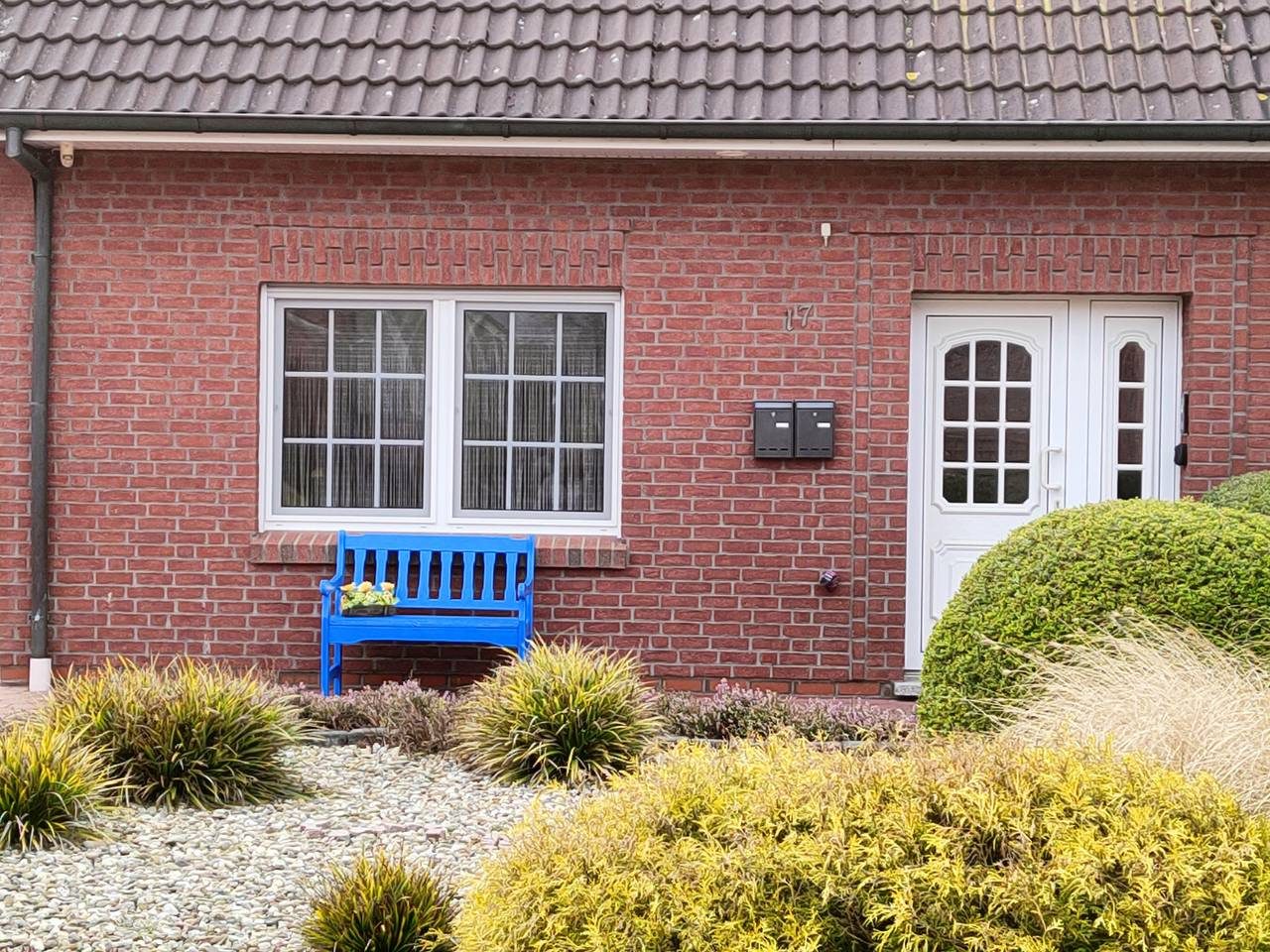 Ferienwohnung Leezdorf - Ferienwohnung mit eigener Terrasse — Bild 2