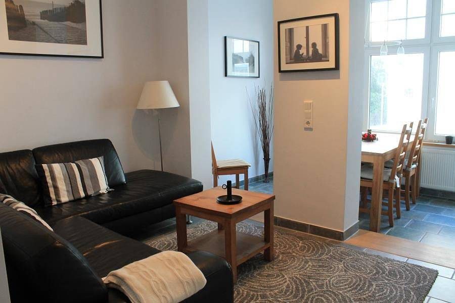 Großzügige 3-Raum-Ferienwohnung mit Terrasse in bester Insellage