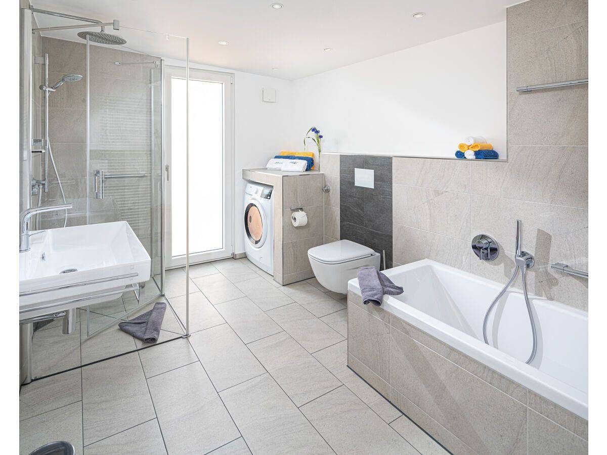 Modernes Ferienhaus für 7 Personen mit Sauna und Terrasse — Bild 5