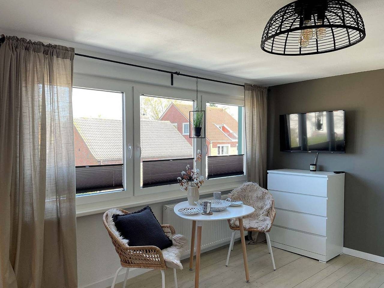 Das kuschelige Apartment Coco mit kleiner Kitchenette und Dusche/Wc ist ideal für 2 Personen geeignet