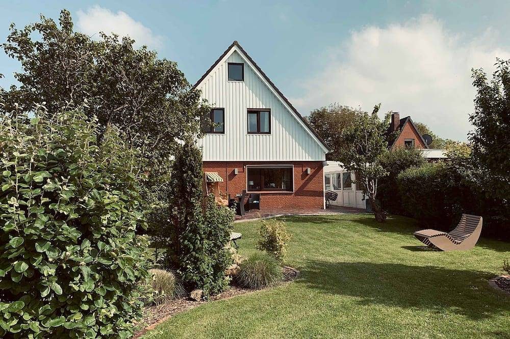 Ferienhaus für 5 Gäste mit 120m² in Wittmund (250235)