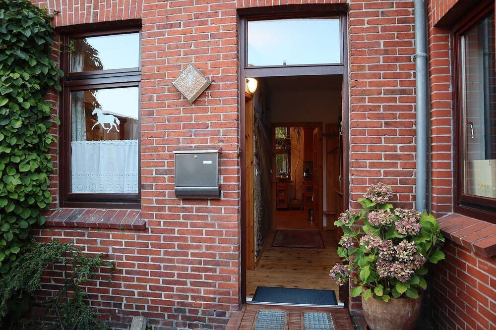 In the heart of the north - lovingly furnished apartment, ideal for small families — Bild 2