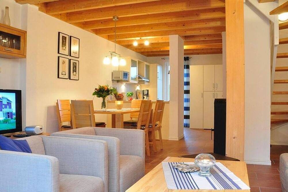 Tolles Ferienhaus am Deich mit Terrasse, Balkon mit Meerblick, Sauna & Kaminofen - Nordseeresort