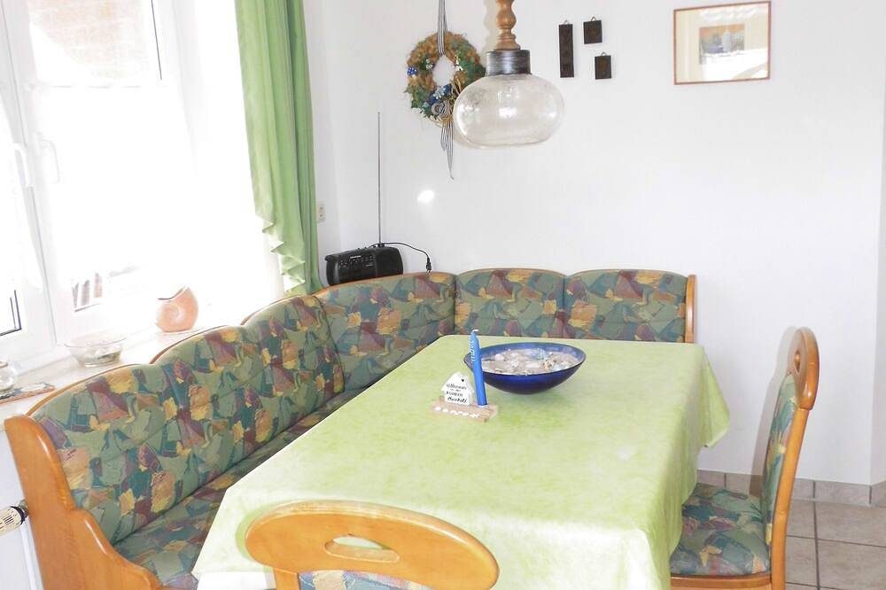 Ferienwohnung\/App. für 4 Gäste mit 80m² in Esens (251011) — Bild 5