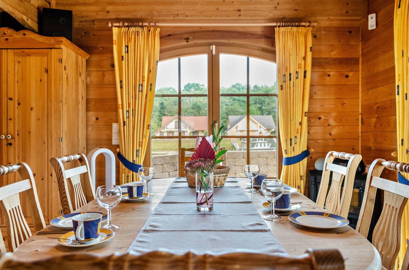 Ferienhaus 'Das Alpenhaus An Der Ems' mit Seeblick, privater Terrasse und Wlan — Bild 5