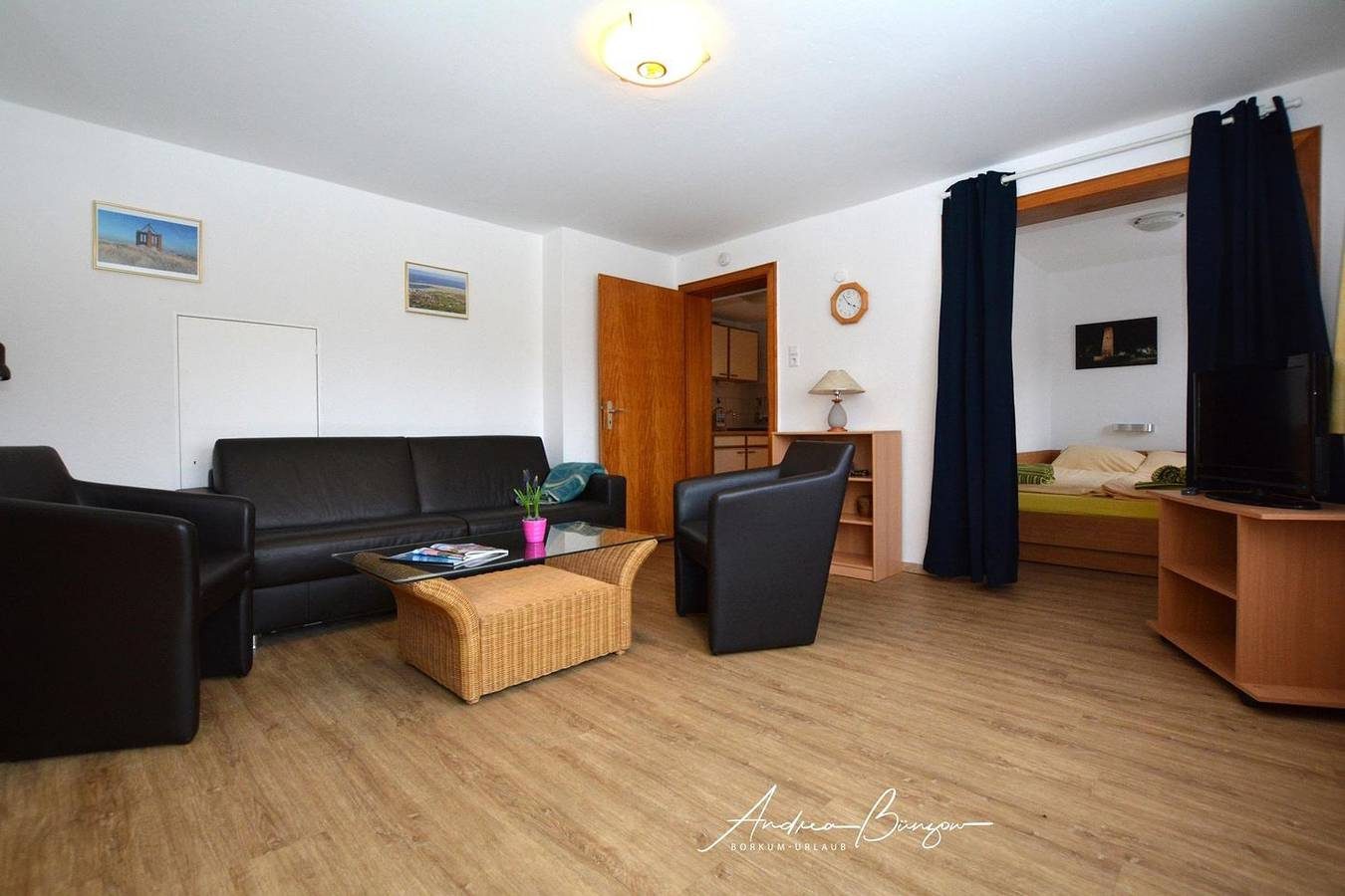Kleine Ferienwohnung für 2 Personen mit Hund nur 200m zum Hauptbadestrand — Bild 2