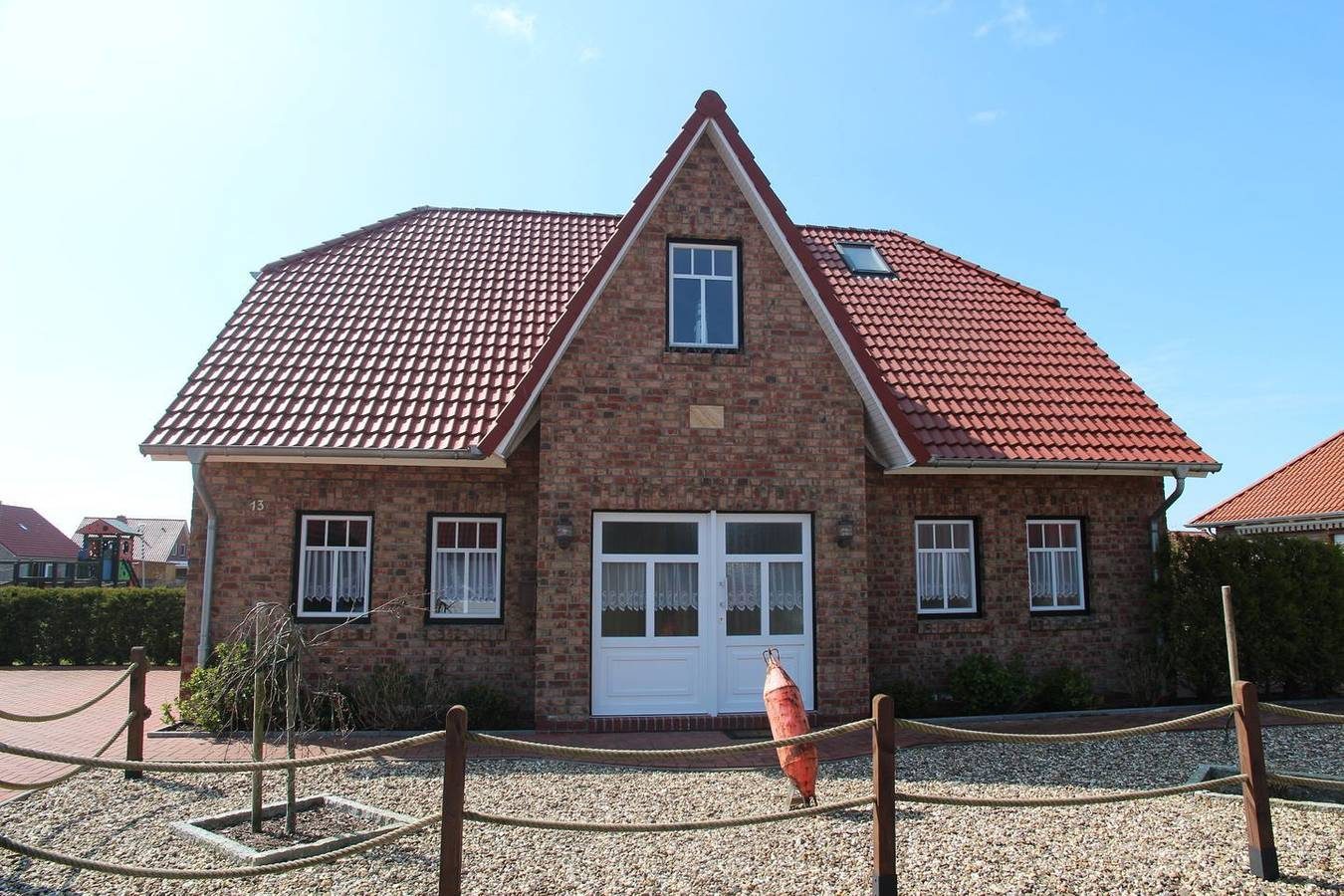 150qm Ferienhaus für 8 Personen + Hund mit Sauna, Kamin und großem Garten
