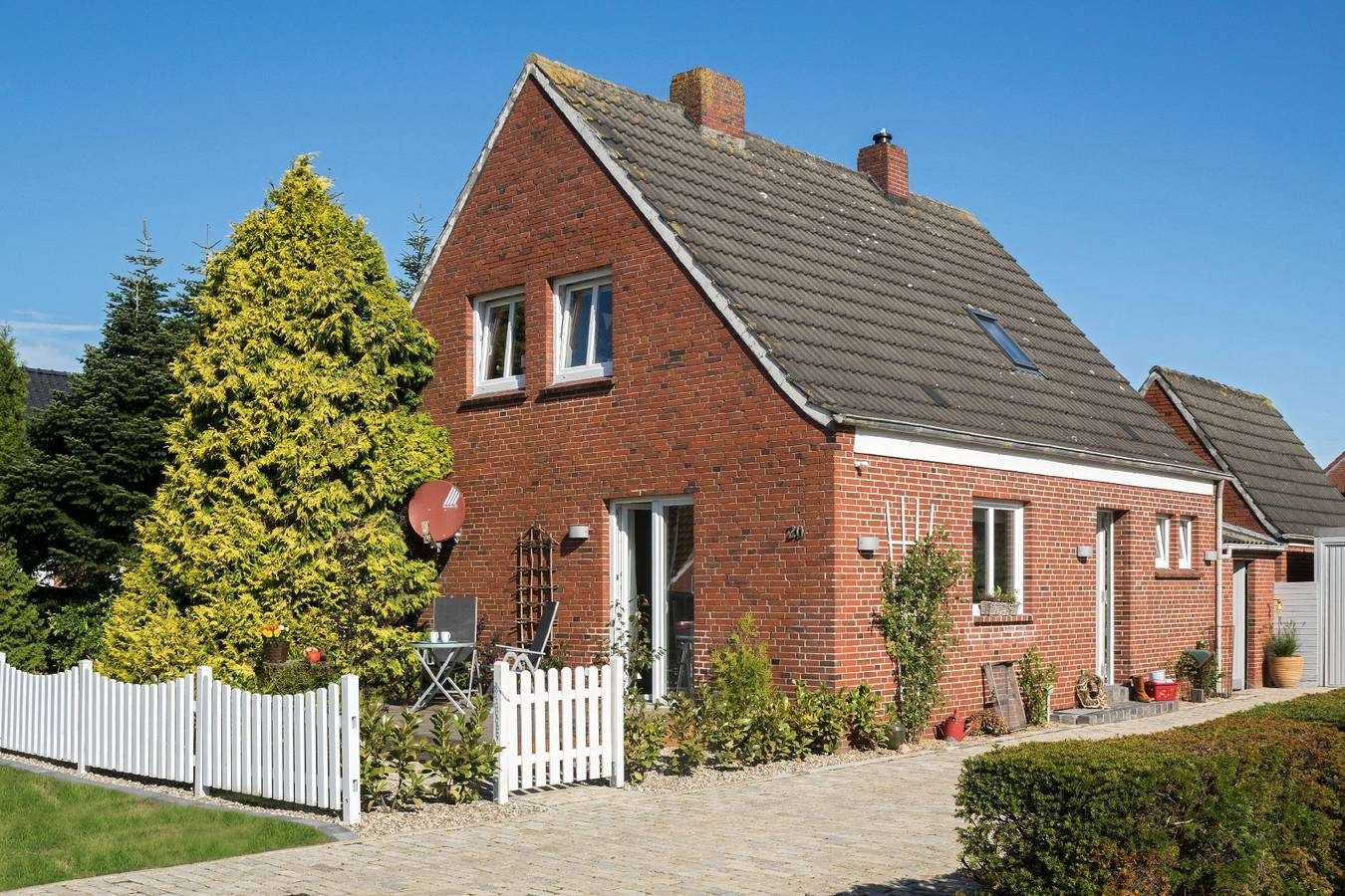 Ferienhaus in Schwittersum mit Großem Garten und Panoramablick