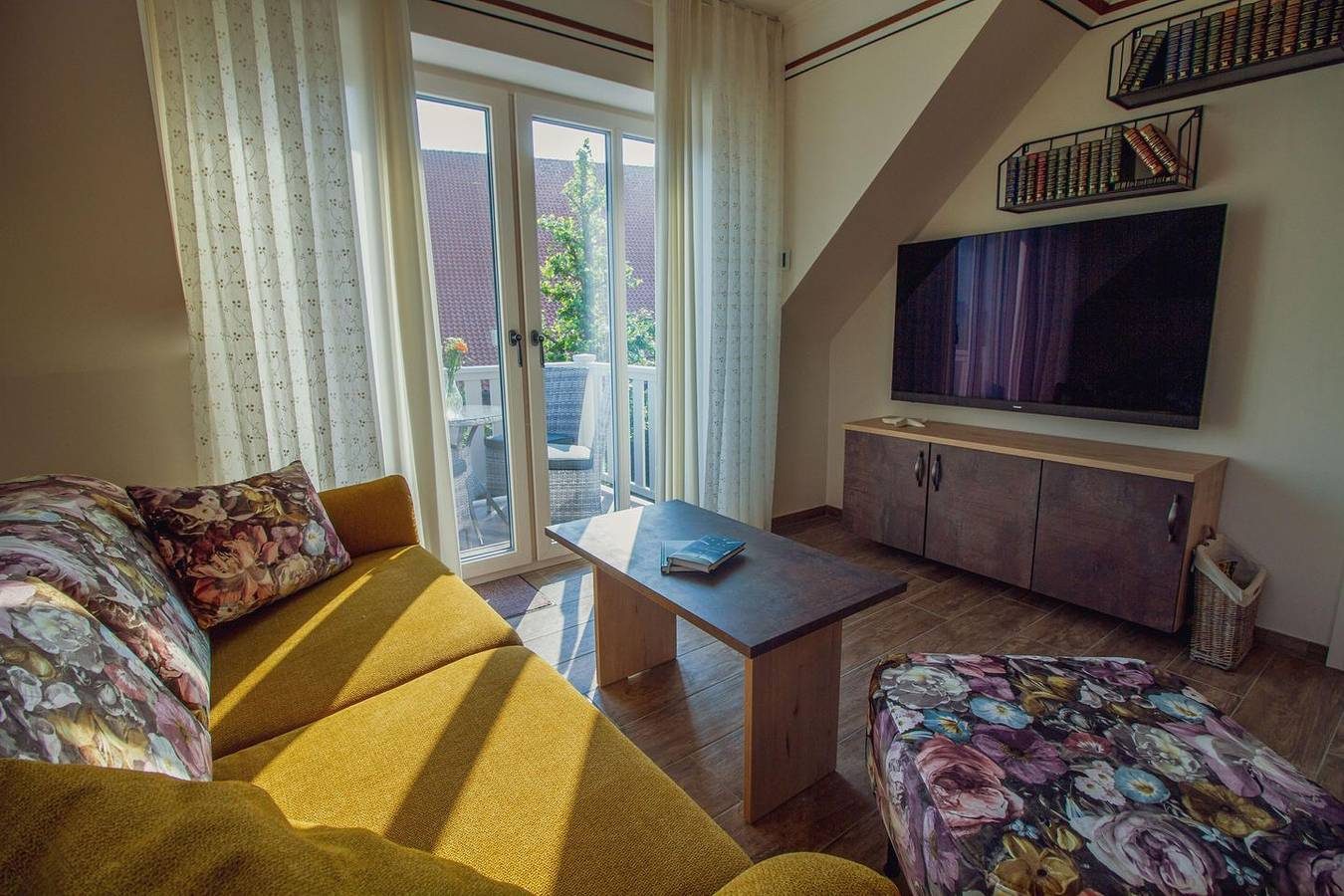Up Besöök - Rapsblüte mit Infrarotsauna — Bild 2