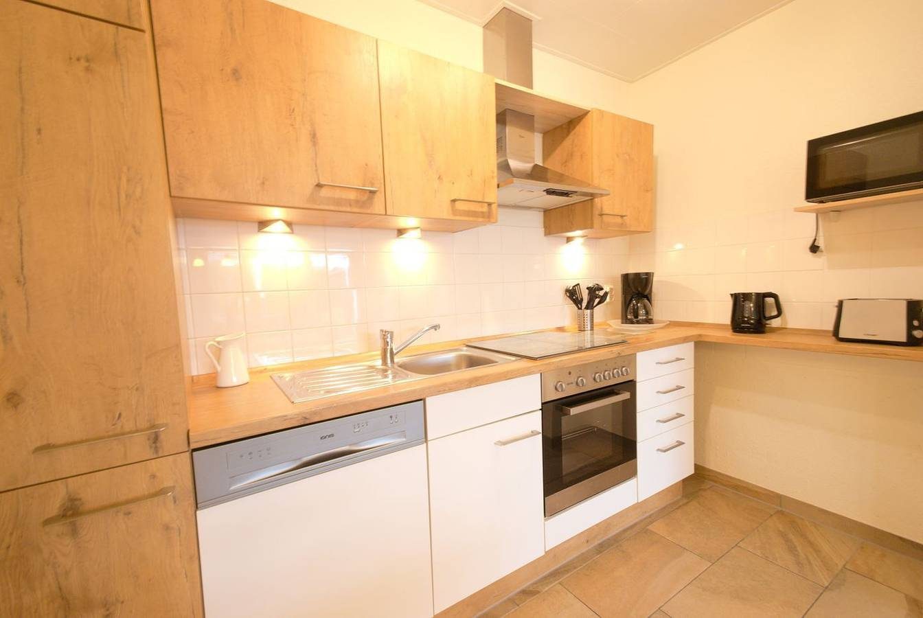 Großer Bungalow mit 3 Schlafzimmern zentral in Norddeich — Bild 3