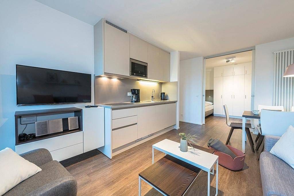 Schickes Ferienapartment in Strandnähe mit geschützter Loggia und Sauna im Haus! — Bild 4