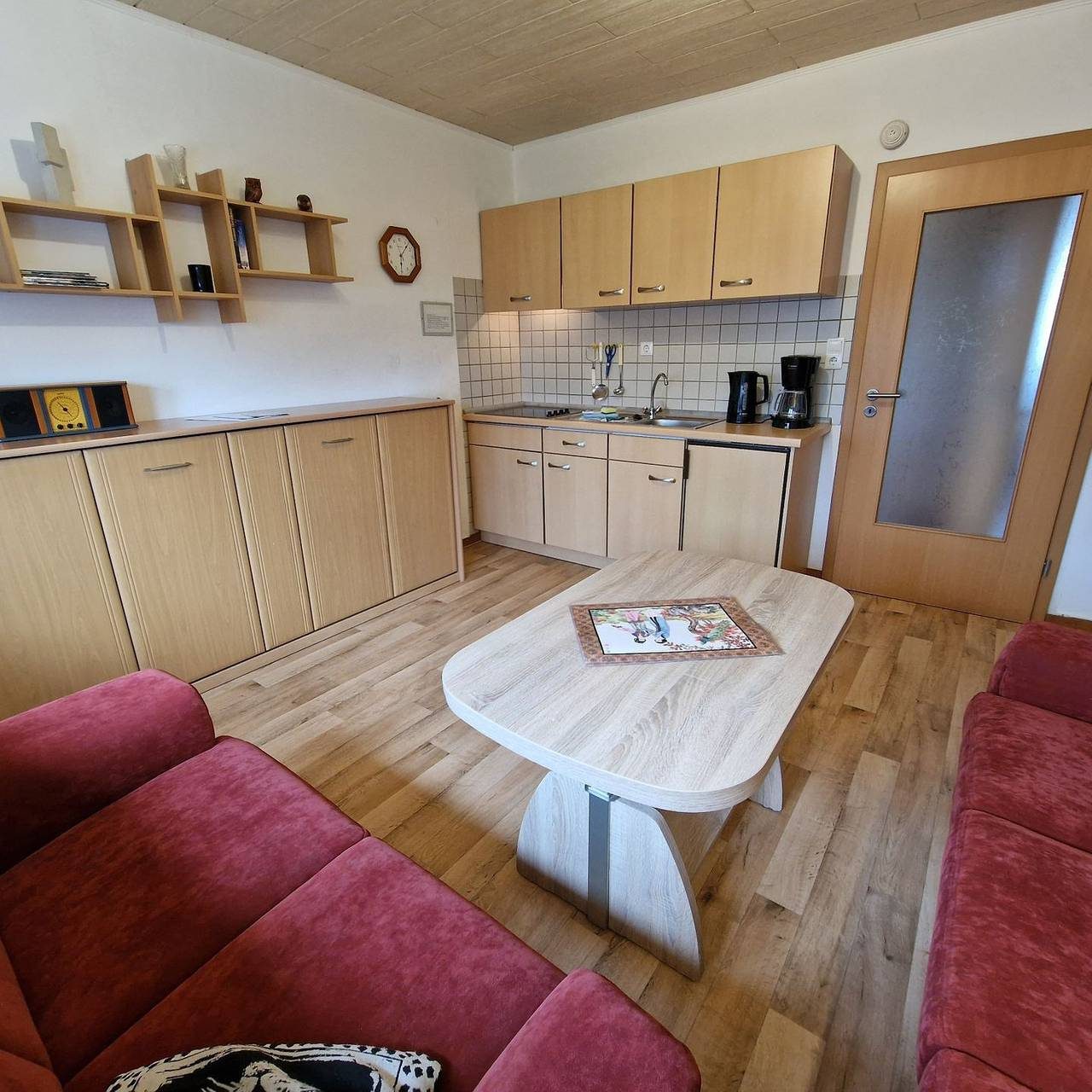 Kleine gemütliche Ferienwohnung für 3 Personen direkt am "Alten Deich " gelegen — Bild 2