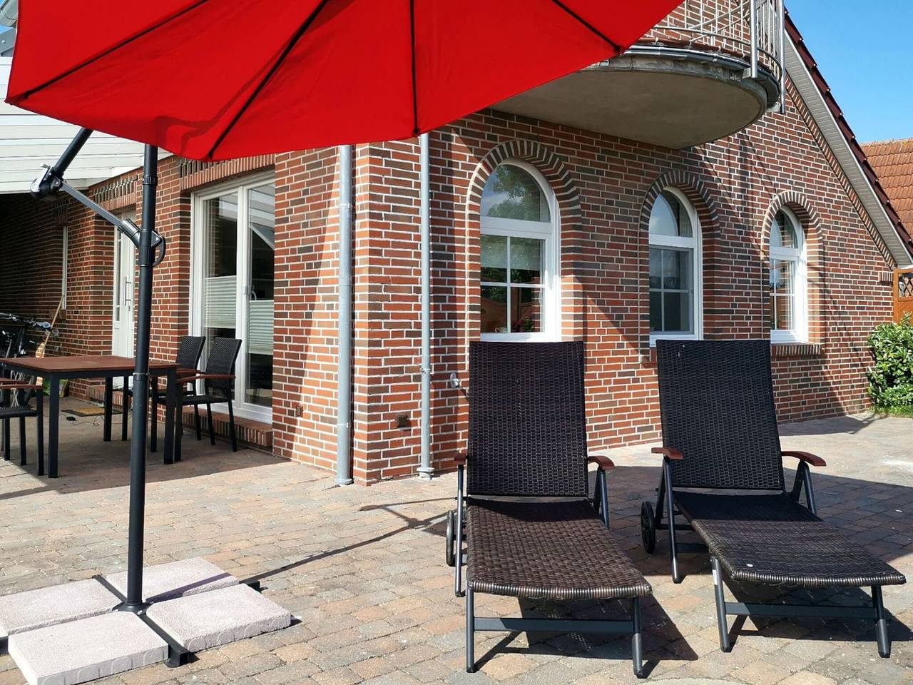 Ferienhaus mit drei Bädern in Dornumersiel — Bild 2