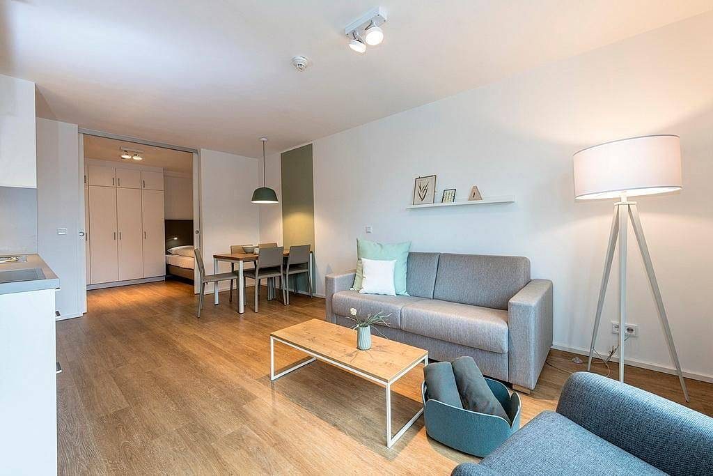 Zentrales Familienapartment in Strandnähe mit sonniger Loggia & Sauna im Haus! — Bild 2