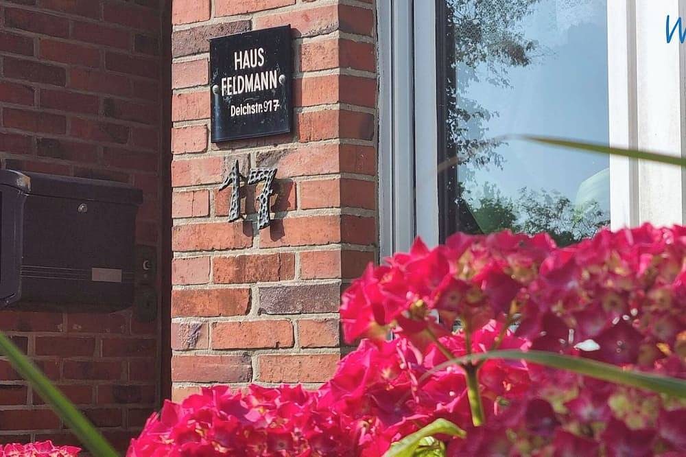 Gemütlicher Bungalow mit Wintergarten, Terrasse und Liegewiese! — Bild 4