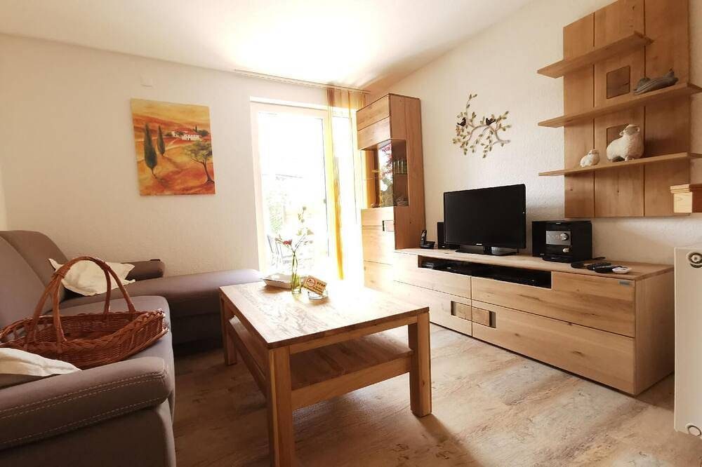 Ferienwohnung Wiesmoor für 1 - 4 Personen mit 3 Schlafzimmern - Ferienwohnung in Ein- oder Mehrfamil