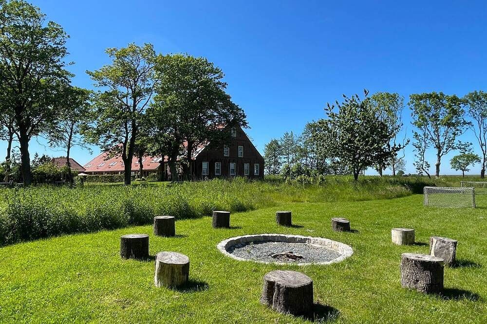 \"Urlaub im Gulfhof Dreybült: Historischer Charme und Naturerlebnis pur!\" — Bild 3
