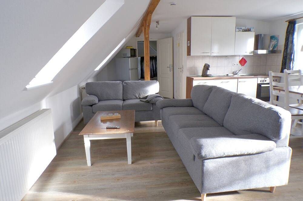 Ferienwohnung\/App. für 5 Gäste mit 70m² in Wangerland (94324)