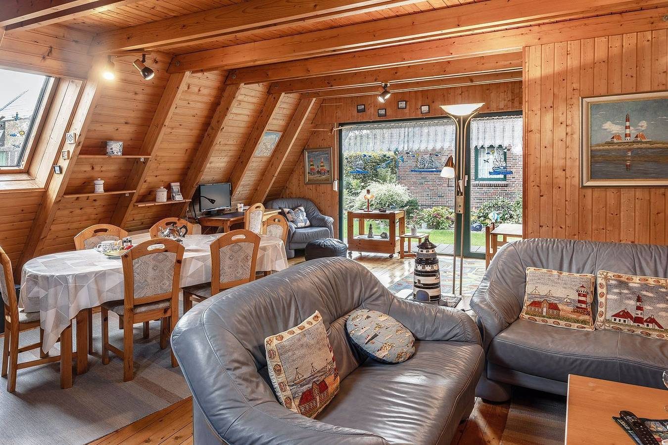 Nurdach- Ferienhaus mit 3 Schlafzimmern in Carolinensiel ( 72m²) für 6-7 Personen — Bild 4