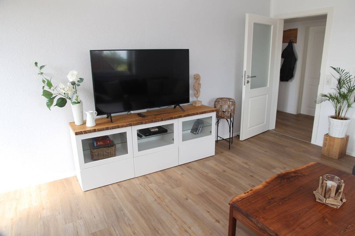 Hochwertige Ferienwohnung mit wunderschönem Landschaftsblick — Bild 5