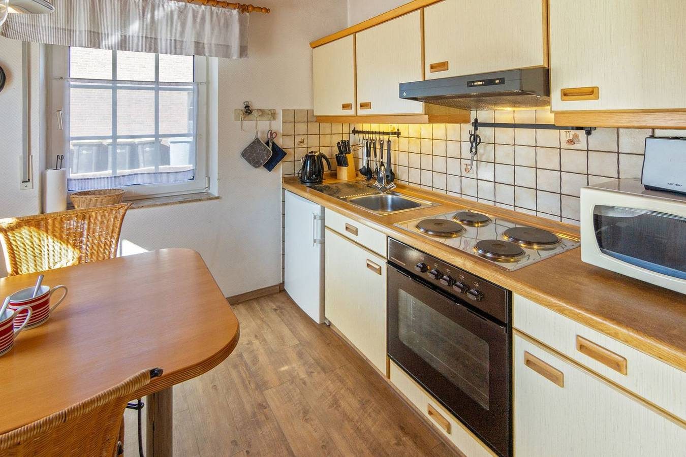 Entspannen Sie in dem komfortablen Ferienhaus Seeluftgenießen in Neßmersiel — Bild 4
