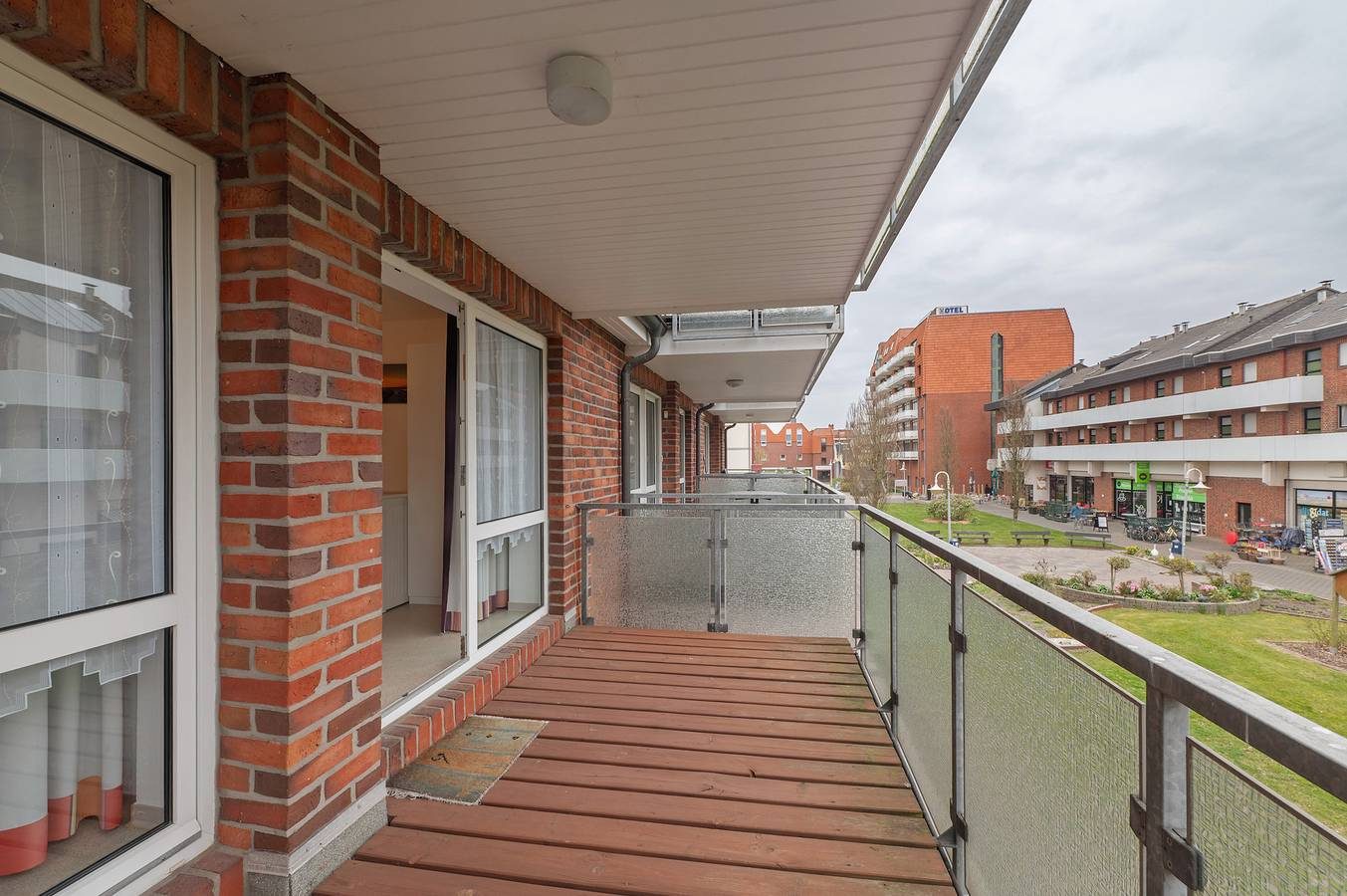Ferienwohnung 'Haus Deichblick 2' mit Balkon und Wi-Fi — Bild 2