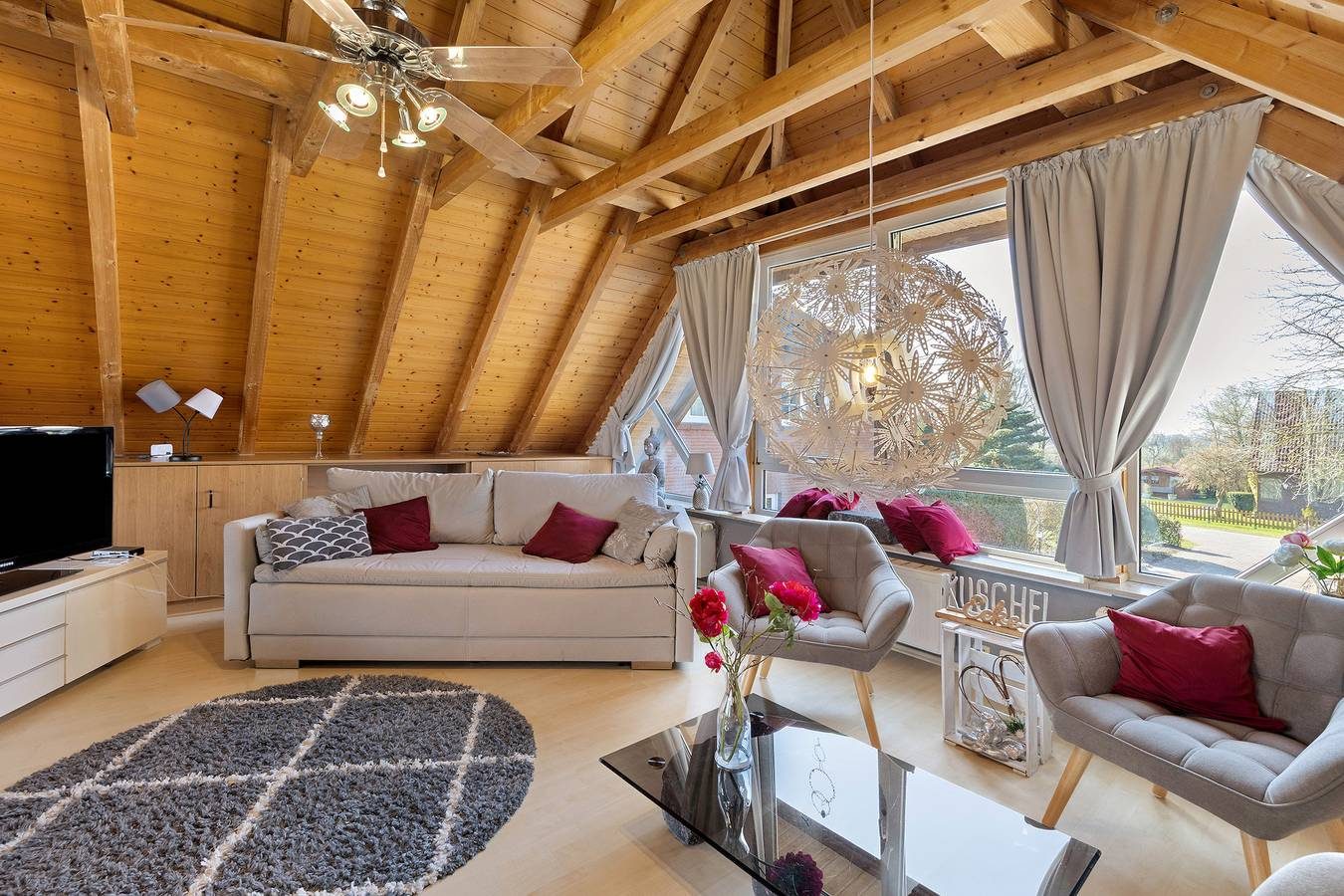 Ferienhaus 'Harmonie' mit privater Terrasse, Wi-Fi und Klimaanlage — Bild 4
