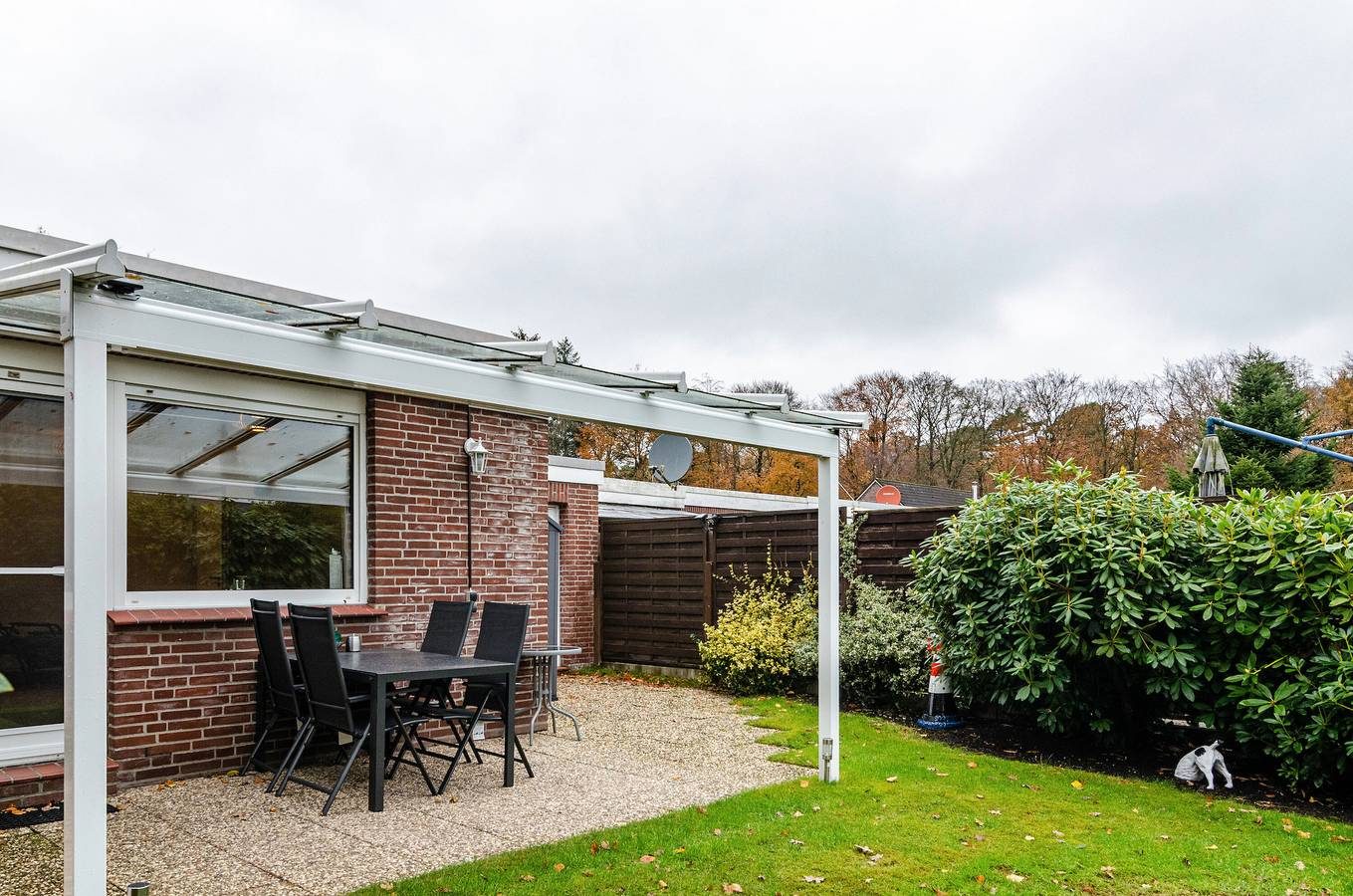 Bungalow 'Perle Von Berumbur' mit privater Terrasse, privatem Garten und Wi-Fi — Bild 2